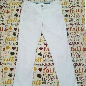 Crown and Ivy white chino style pants size 4